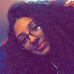 Meet your Posher, Adriana